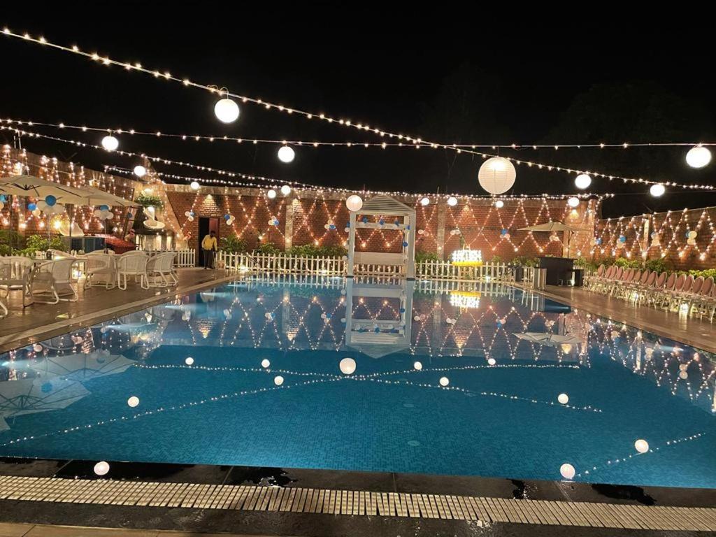 Yashmay Villa Club & Resort Gonda Εξωτερικό φωτογραφία